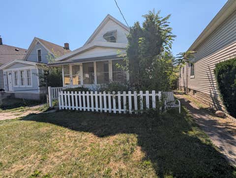 Homes For Rent - 3317 Maple Street<br/> Toledo, OH 43608