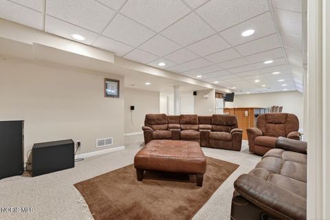 Tiny photo for 5742 Maple Creek Boulevard, Sylvania, OH 43560 (MLS # 10005668)