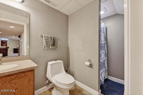 Tiny photo for 5742 Maple Creek Boulevard, Sylvania, OH 43560 (MLS # 10005668)