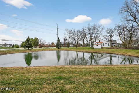 Tiny photo for 5742 Maple Creek Boulevard, Sylvania, OH 43560 (MLS # 10005668)