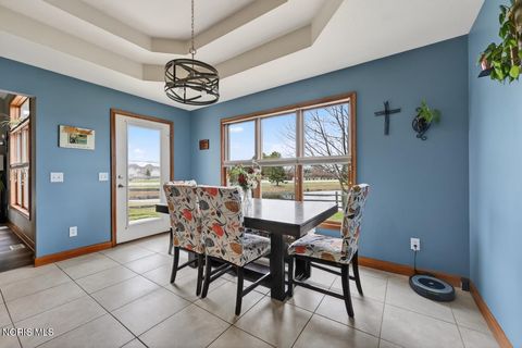 Tiny photo for 5742 Maple Creek Boulevard, Sylvania, OH 43560 (MLS # 10005668)