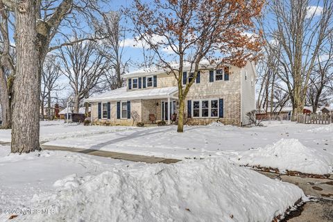 Photo of 3315 Norcrest Street, Findlay, OH 45840 (MLS # 10004078)