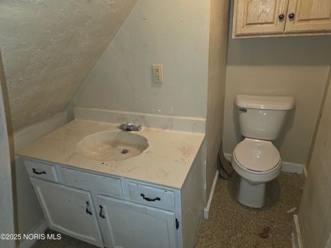 Tiny photo for 420 E Oakland Street, Toledo, OH 43608 (MLS # 10002404)