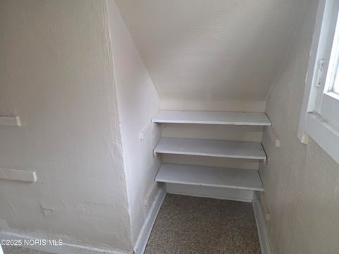 Tiny photo for 420 E Oakland Street, Toledo, OH 43608 (MLS # 10002404)