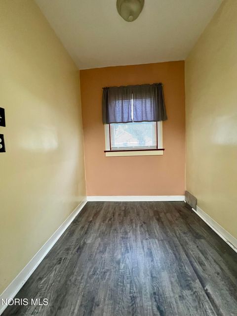 Tiny photo for 545 Woodsdale Avenue, Toledo, OH 43609 (MLS # 10006387)