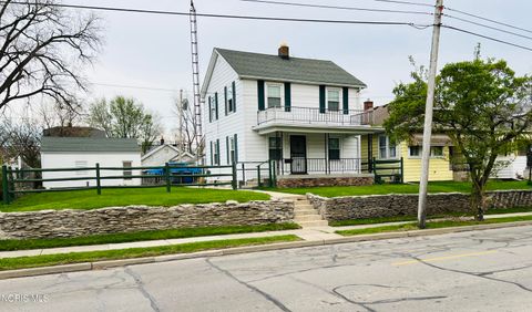 Tiny photo for 545 Woodsdale Avenue, Toledo, OH 43609 (MLS # 10006387)