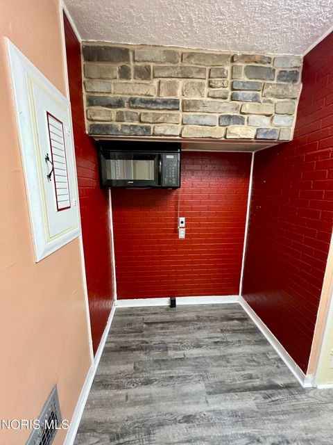 Tiny photo for 545 Woodsdale Avenue, Toledo, OH 43609 (MLS # 10006387)