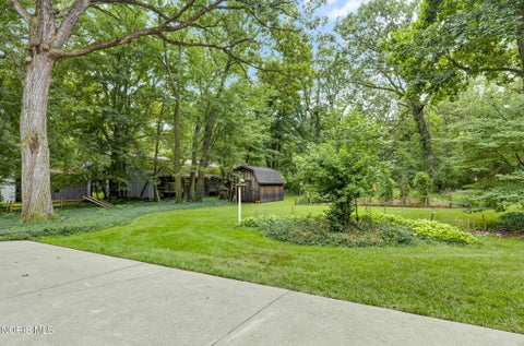 Tiny photo for 11873 Sugar Ridge Road, Bowling Green, OH 43402 (MLS # 10012359)