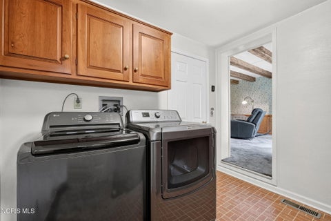 Tiny photo for 11873 Sugar Ridge Road, Bowling Green, OH 43402 (MLS # 10012359)