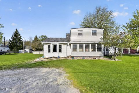 Tiny photo for 29443 Harriet Street, Millbury, OH 43447 (MLS # 10006762)