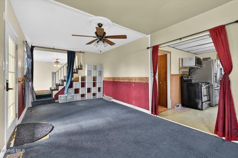 Tiny photo for 29443 Harriet Street, Millbury, OH 43447 (MLS # 10006762)