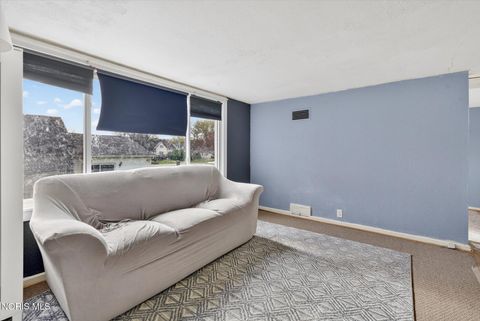 Tiny photo for 29443 Harriet Street, Millbury, OH 43447 (MLS # 10006762)