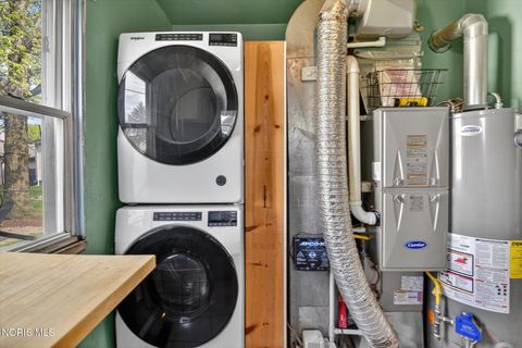 Tiny photo for 29443 Harriet Street, Millbury, OH 43447 (MLS # 10006762)