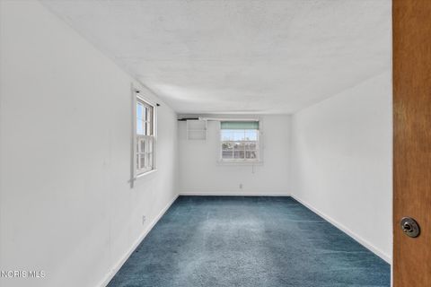 Tiny photo for 29443 Harriet Street, Millbury, OH 43447 (MLS # 10006762)