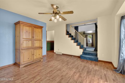 Tiny photo for 29443 Harriet Street, Millbury, OH 43447 (MLS # 10006762)