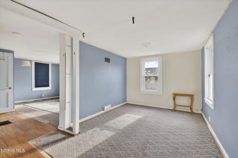 Tiny photo for 29443 Harriet Street, Millbury, OH 43447 (MLS # 10006762)