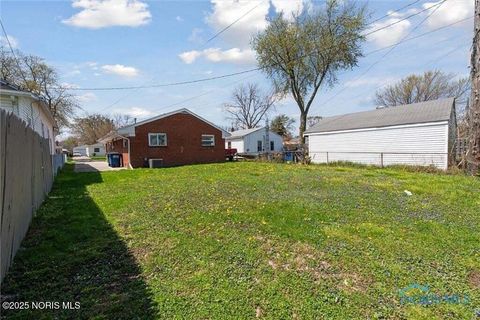 Tiny photo for 3624 Terrace Drive, Toledo, OH 43611 (MLS # 10002503)