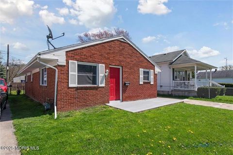 Photo of 3624 Terrace Drive, Toledo, OH 43611 (MLS # 10002503)