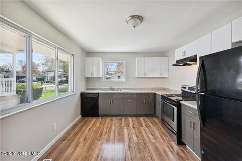 Tiny photo for 3624 Terrace Drive, Toledo, OH 43611 (MLS # 10002503)