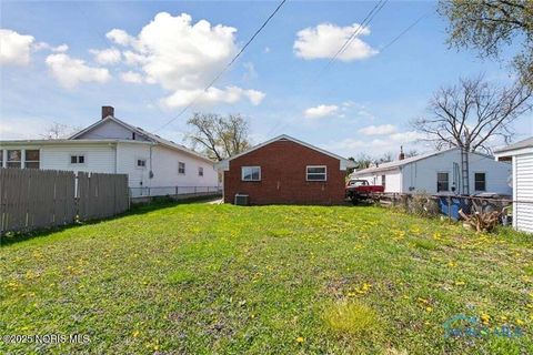 Tiny photo for 3624 Terrace Drive, Toledo, OH 43611 (MLS # 10002503)