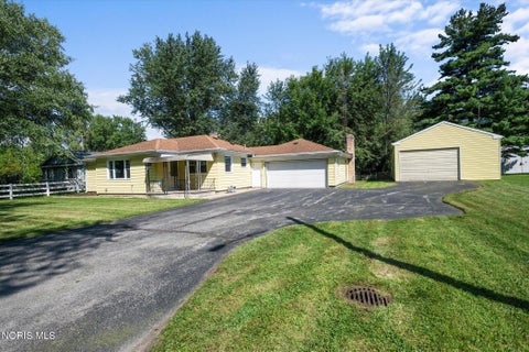 Tiny photo for 1924 Brancaster Road, Toledo, OH 43615 (MLS # 10013062)