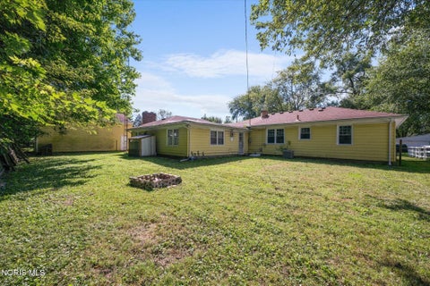 Tiny photo for 1924 Brancaster Road, Toledo, OH 43615 (MLS # 10013062)