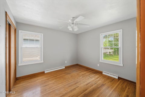 Tiny photo for 1924 Brancaster Road, Toledo, OH 43615 (MLS # 10013062)