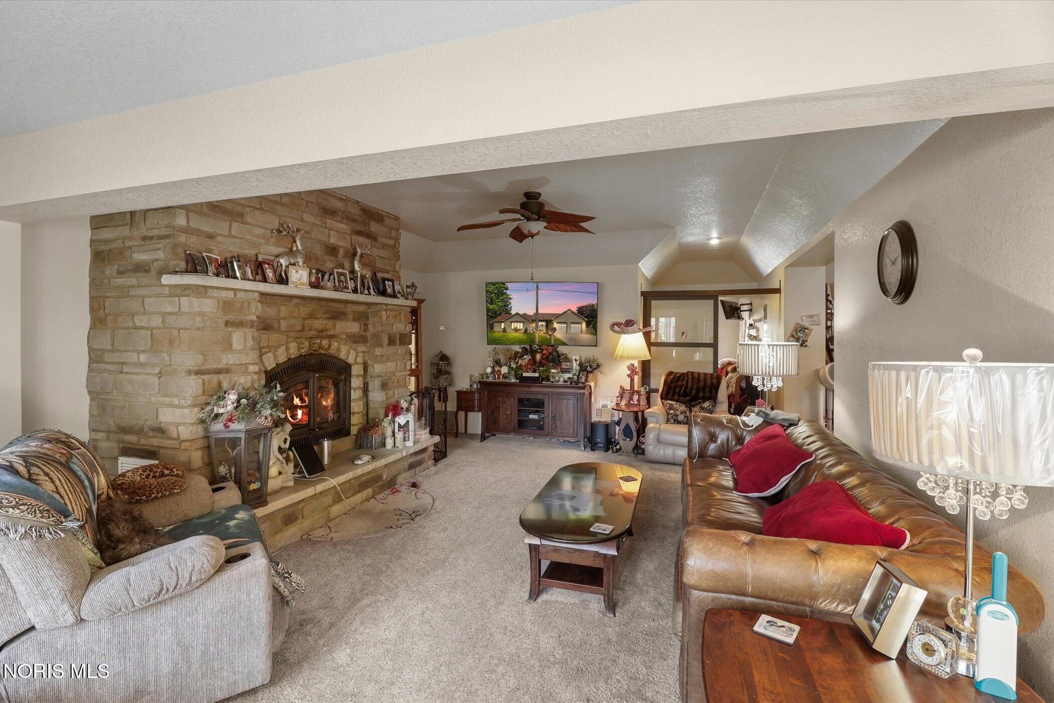 1925 Seaford Drive