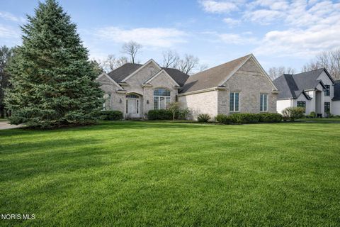 Photo of 8147 S Bridge Way Way, Maumee, OH 43537 (MLS # 10005368)