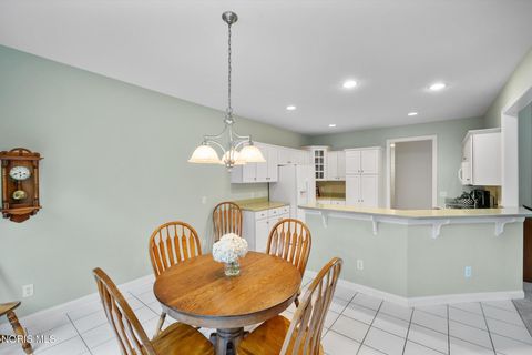 Tiny photo for 8147 S Bridge Way Way, Maumee, OH 43537 (MLS # 10005368)