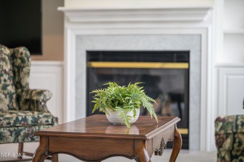 Tiny photo for 8147 S Bridge Way Way, Maumee, OH 43537 (MLS # 10005368)