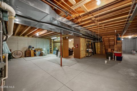 Tiny photo for 8147 S Bridge Way Way, Maumee, OH 43537 (MLS # 10005368)