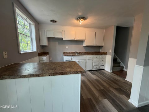 Tiny photo for 907 Burke Glen Road, Toledo, OH 43607 (MLS # 10011111)