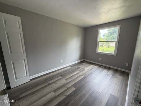 Tiny photo for 907 Burke Glen Road, Toledo, OH 43607 (MLS # 10011111)