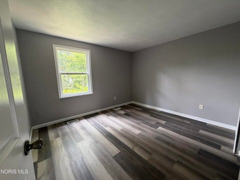 Tiny photo for 907 Burke Glen Road, Toledo, OH 43607 (MLS # 10011111)