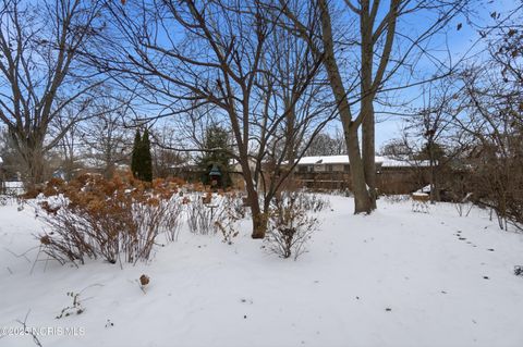 Tiny photo for 622 Normandie Boulevard, Bowling Green, OH 43402 (MLS # 10002210)