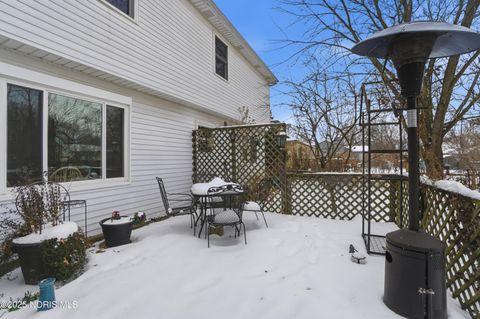 Tiny photo for 622 Normandie Boulevard, Bowling Green, OH 43402 (MLS # 10002210)