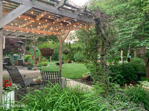 Tiny photo for 622 Normandie Boulevard, Bowling Green, OH 43402 (MLS # 10002210)