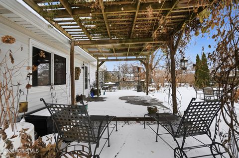 Tiny photo for 622 Normandie Boulevard, Bowling Green, OH 43402 (MLS # 10002210)