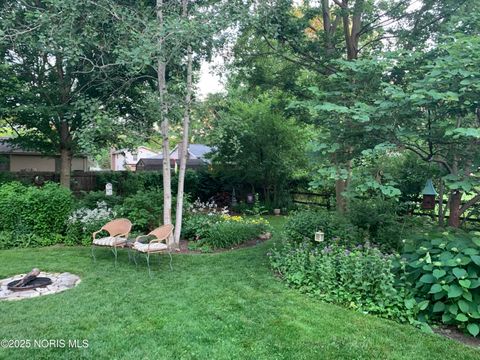 Tiny photo for 622 Normandie Boulevard, Bowling Green, OH 43402 (MLS # 10002210)