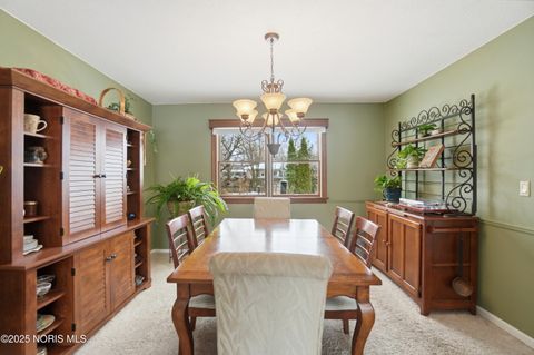 Tiny photo for 622 Normandie Boulevard, Bowling Green, OH 43402 (MLS # 10002210)