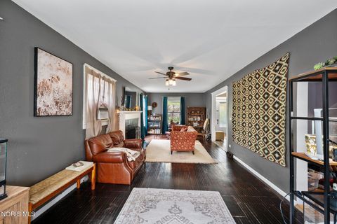 Tiny photo for 2514 Scottwood Avenue, Toledo, OH 43610 (MLS # 10007221)