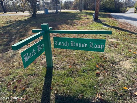 Tiny photo for 138 Coach House Loop, Bowling Green, OH 43402 (MLS # 10008274)