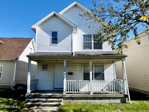 Homes For Sale - 2242 Kent Street<br/> Toledo, OH 43620