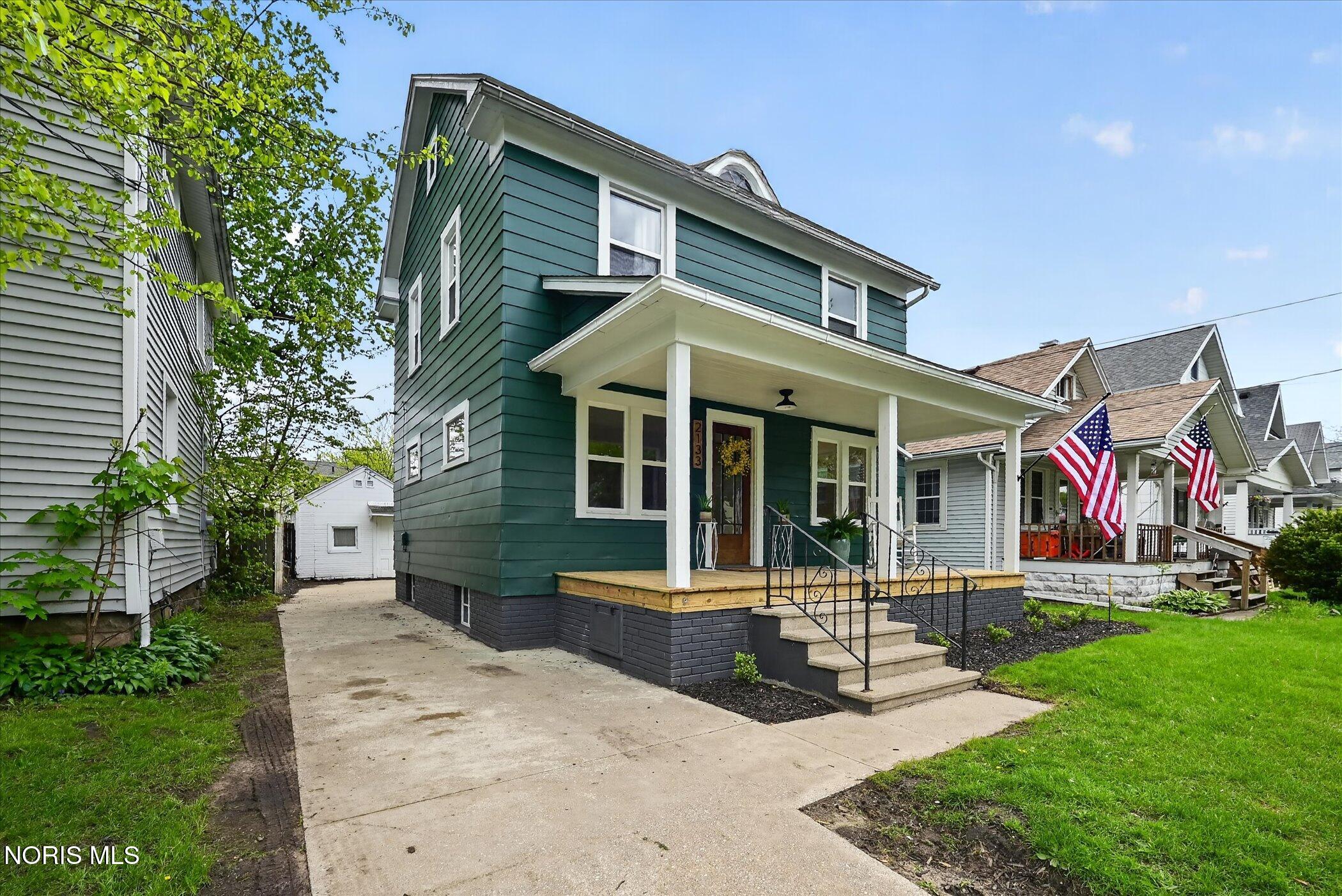 2133 Dana Street