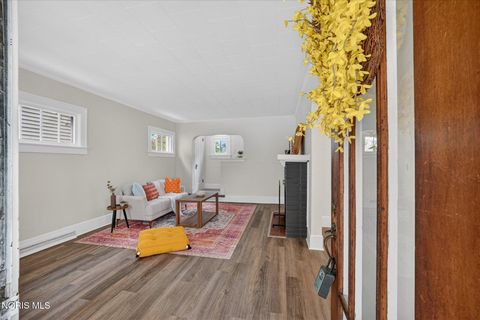 Tiny photo for 2133 Dana Street, Toledo, OH 43609 (MLS # 10007199)