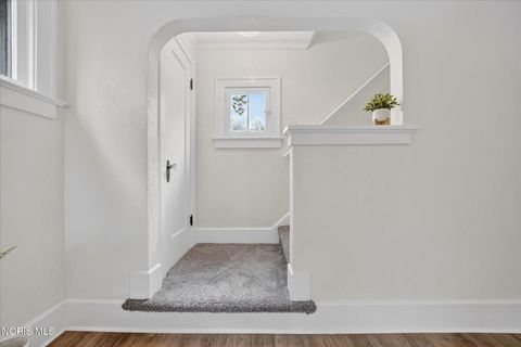 Tiny photo for 2133 Dana Street, Toledo, OH 43609 (MLS # 10007199)