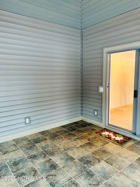 Tiny photo for 136 Maumee Lane, Antwerp, OH 45813 (MLS # 10002380)