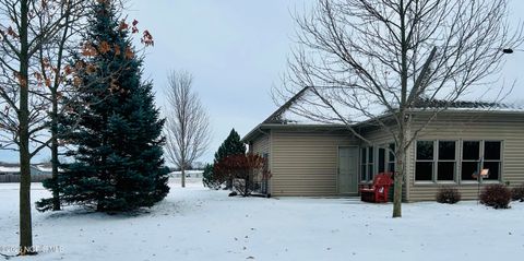 Tiny photo for 136 Maumee Lane, Antwerp, OH 45813 (MLS # 10002380)
