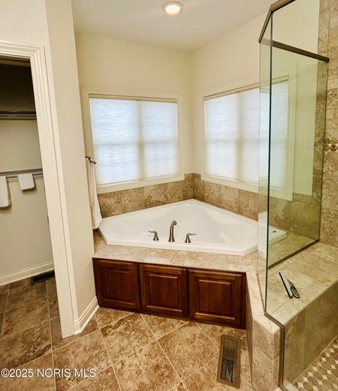 Tiny photo for 136 Maumee Lane, Antwerp, OH 45813 (MLS # 10002380)